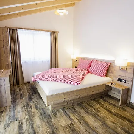 Piz Ot Guest house Samnaun