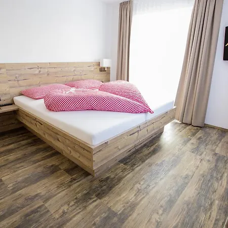 Piz Ot Guest house Samnaun