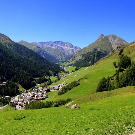 Piz Ot Pensión 3*