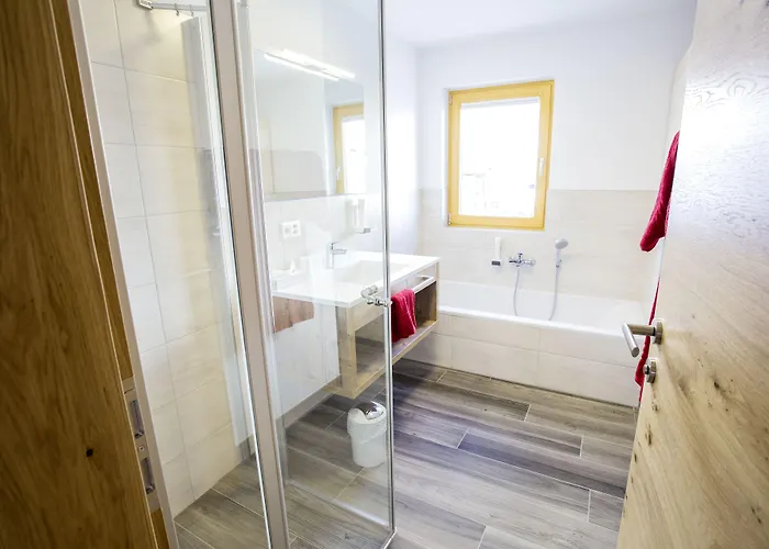 Piz Ot Guest house 3*