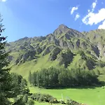 게스트하우스 Piz Ot